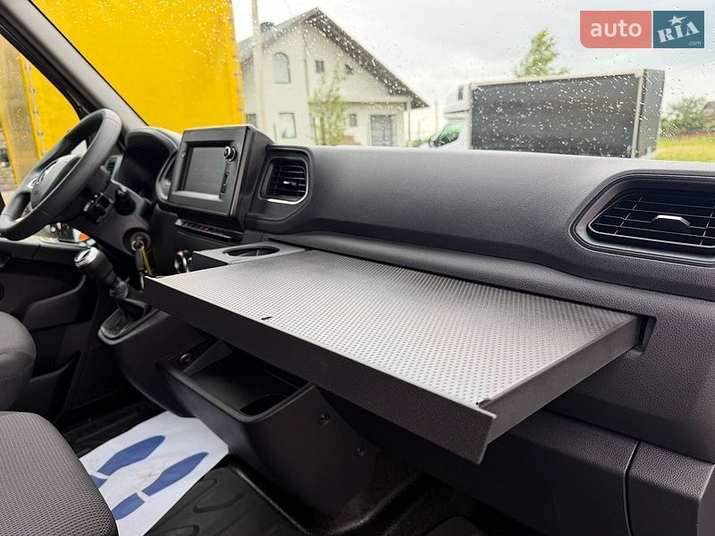 Вантажний фургон Renault Master 2021 в Ковелі