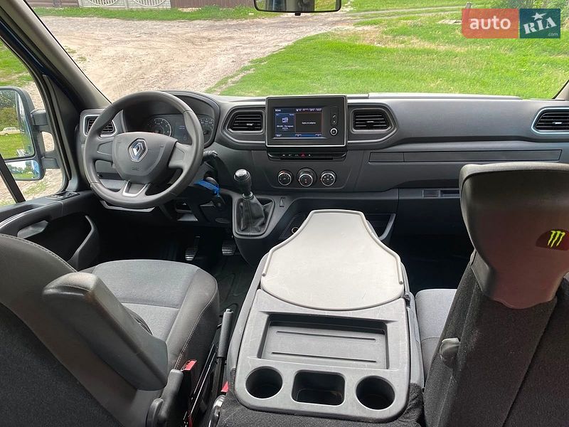 Платформа Renault Master 2023 в Рівному