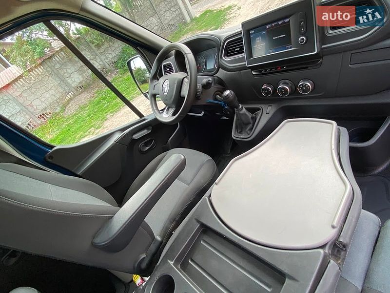 Платформа Renault Master 2023 в Рівному
