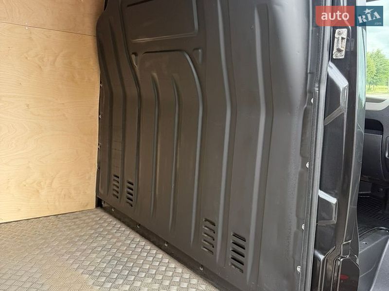 Грузовой фургон Renault Master 2015 в Дубно фото 31 Грузовой фургон Renault Master 2015 в Дубно