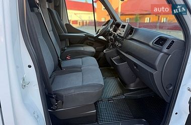 Вантажний фургон Renault Master 2023 в Дубні
