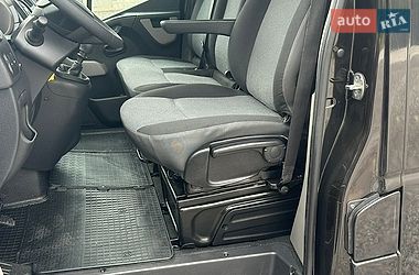 Грузовой фургон Renault Master 2016 в Львове