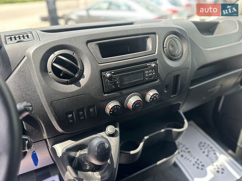 Грузовой фургон Renault Master 2018 в Ровно