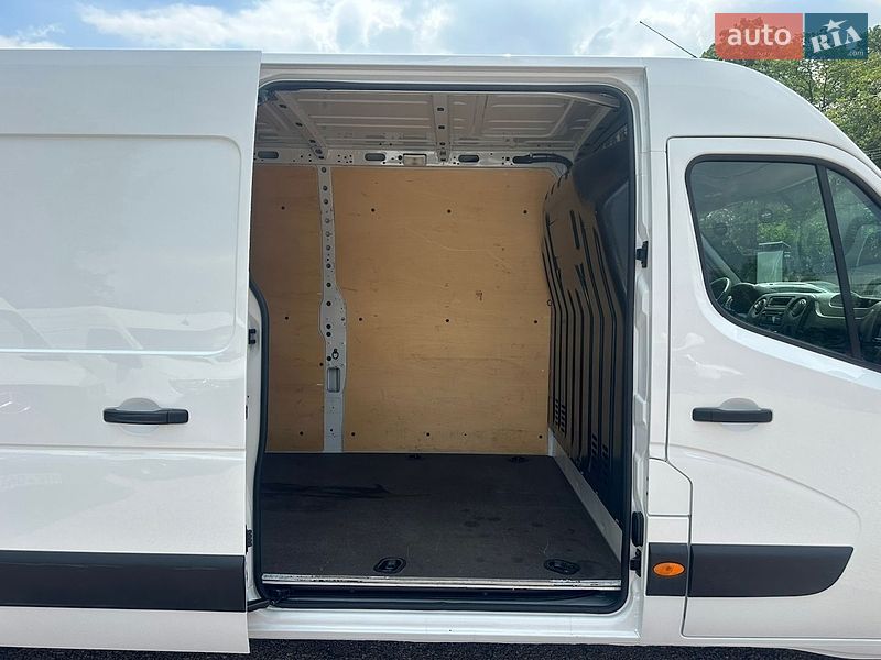 Грузовой фургон Renault Master 2018 в Ровно