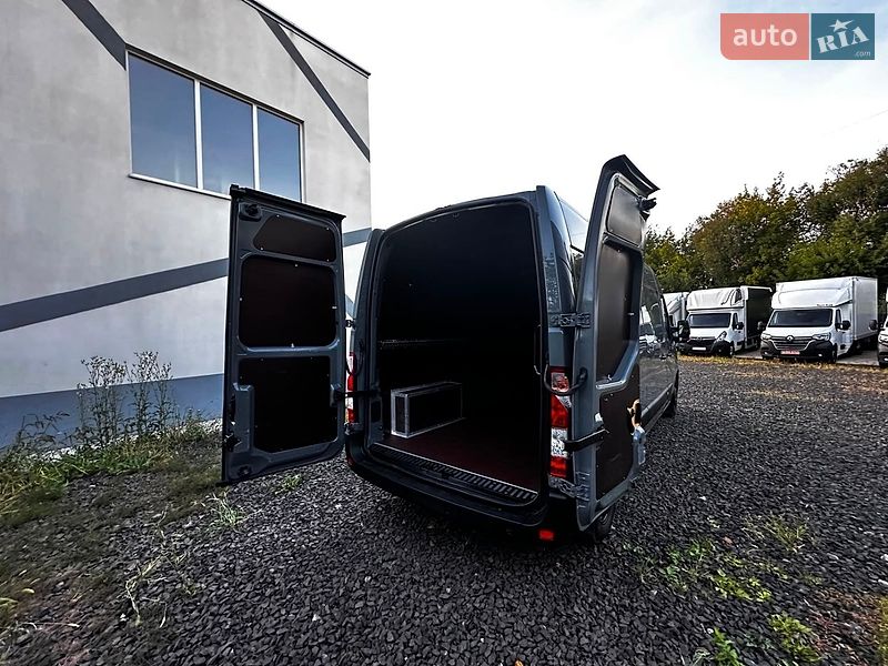 Вантажний фургон Renault Master 2022 в Бучі