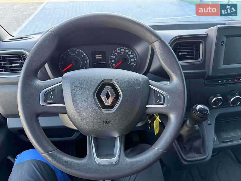 Грузовой фургон Renault Master 2022 в Тернополе