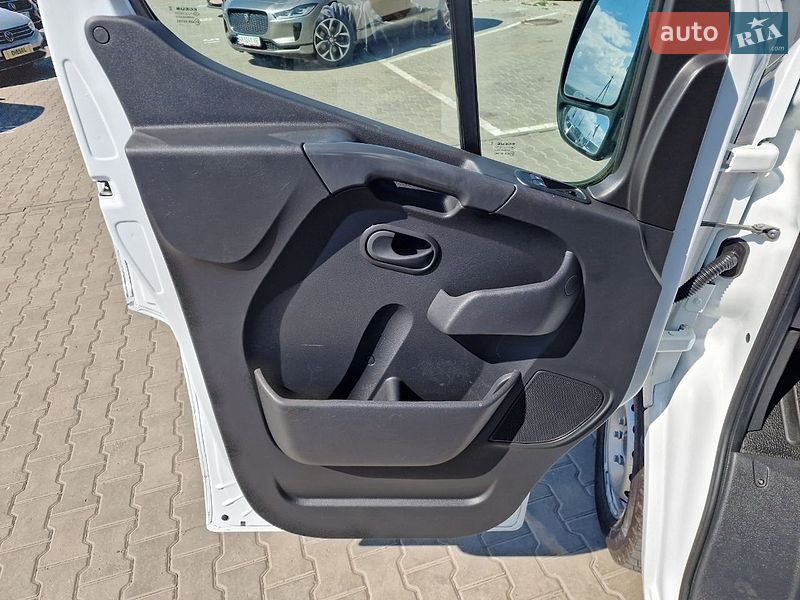 Вантажний фургон Renault Master 2021 в Вінниці