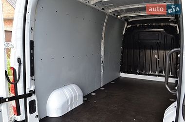 Грузовой фургон Renault Master 2022 в Ровно