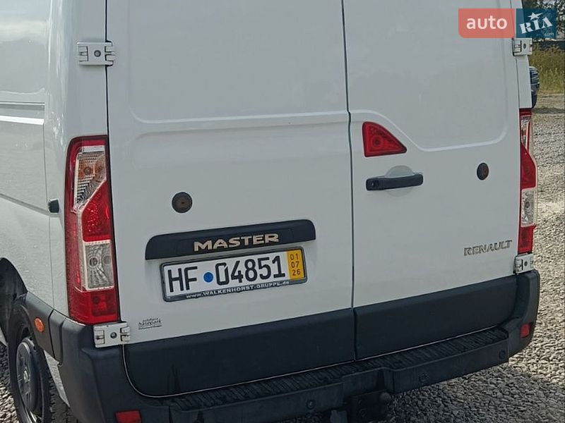 Вантажний фургон Renault Master 2015 в Бартатові