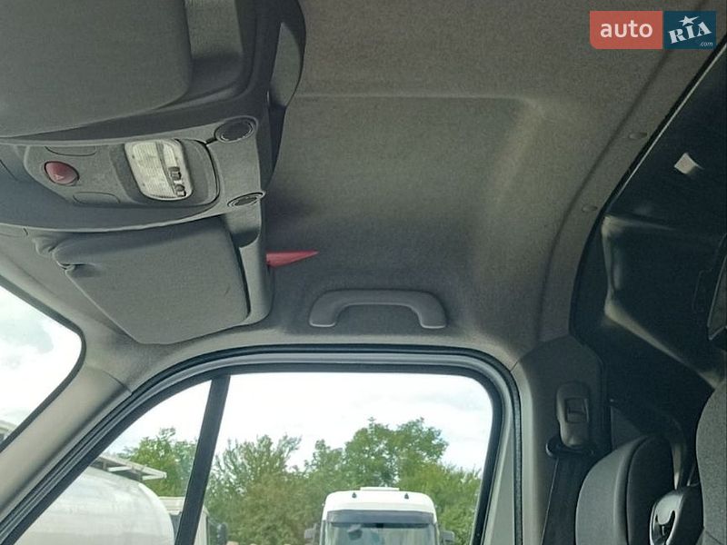 Вантажний фургон Renault Master 2015 в Бартатові