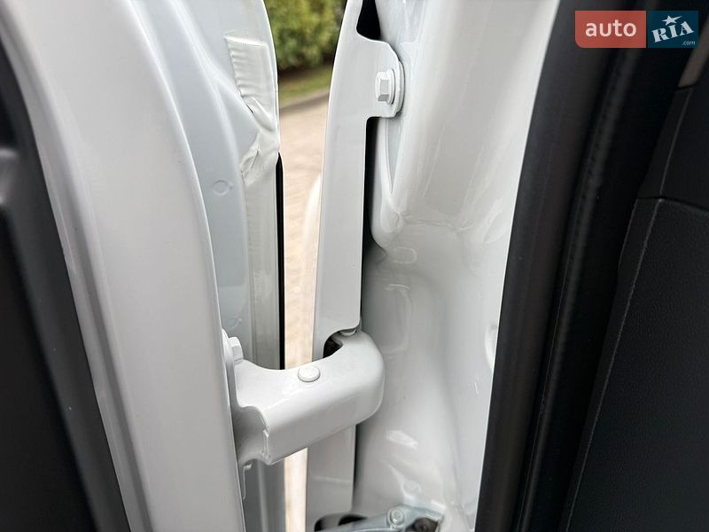 Вантажний фургон Renault Master 2021 в Дубні