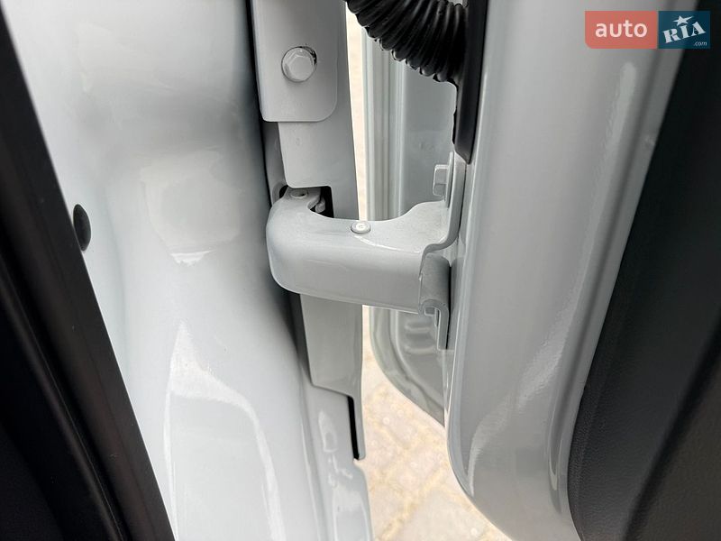 Вантажний фургон Renault Master 2021 в Дубні