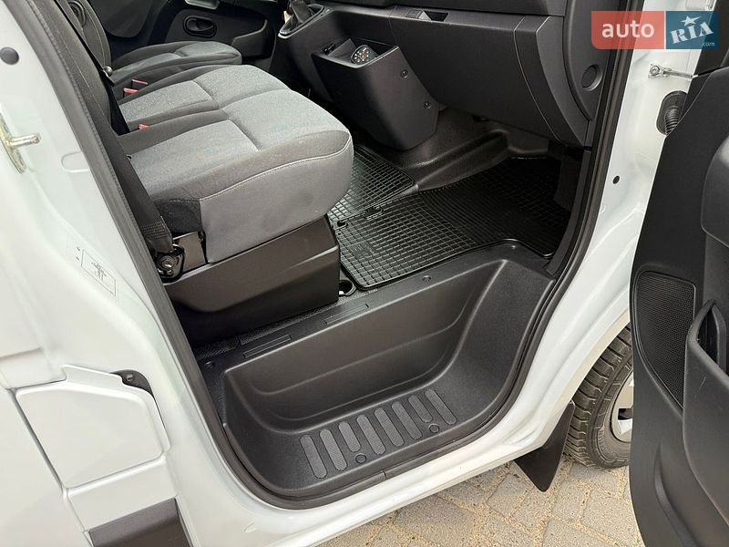 Вантажний фургон Renault Master 2021 в Дубні