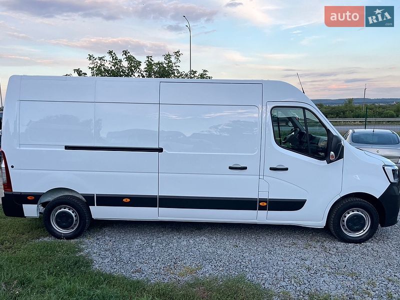 Грузовой фургон Renault Master 2023 в Дубно