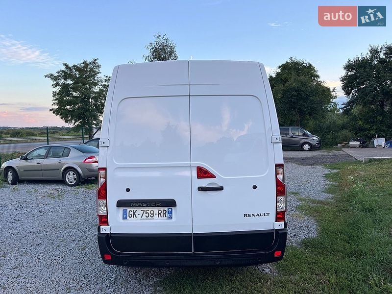 Грузовой фургон Renault Master 2023 в Дубно