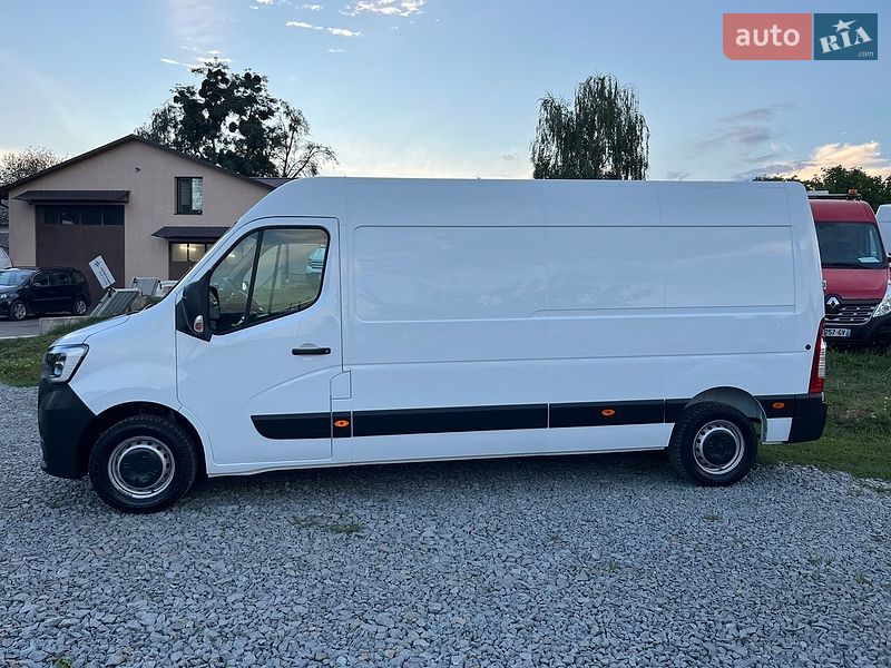 Грузовой фургон Renault Master 2023 в Дубно