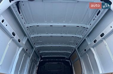 Грузовой фургон Renault Master 2023 в Дубно