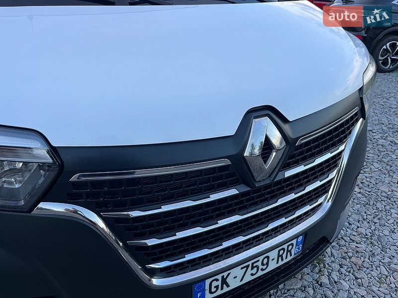 Грузовой фургон Renault Master 2023 в Дубно