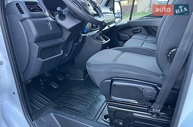 Грузовой фургон Renault Master 2023 в Дубно