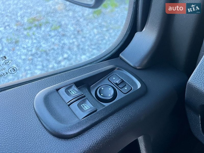 Грузовой фургон Renault Master 2023 в Дубно