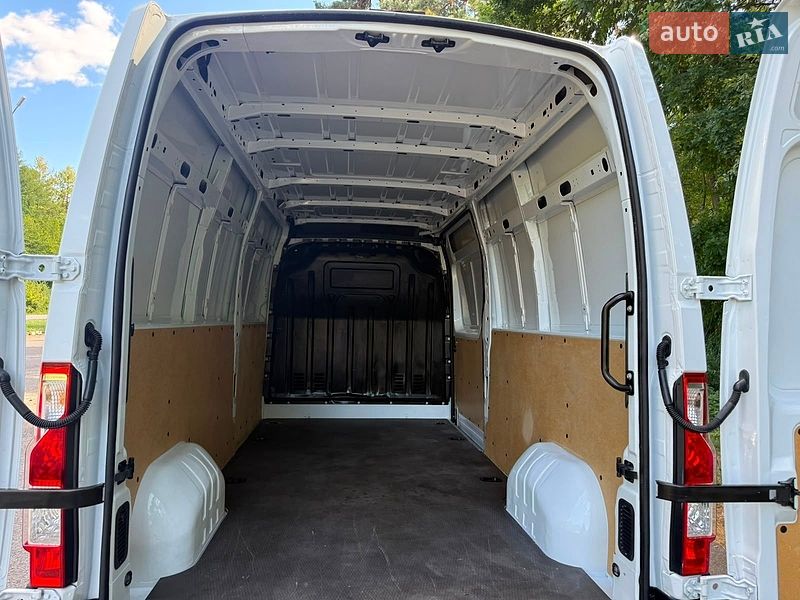 Вантажний фургон Renault Master 2022 в Рожище