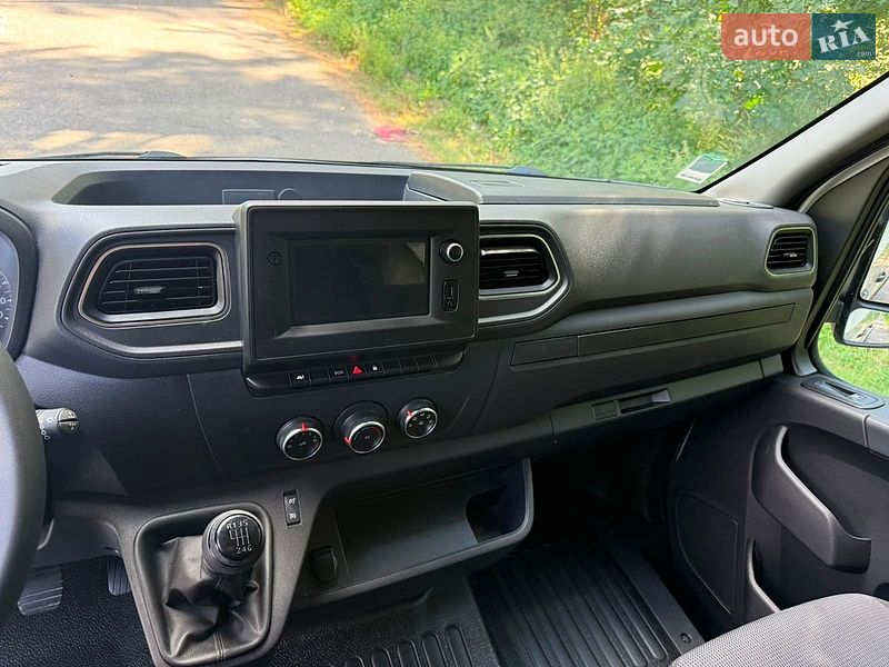 Вантажний фургон Renault Master 2022 в Рожище
