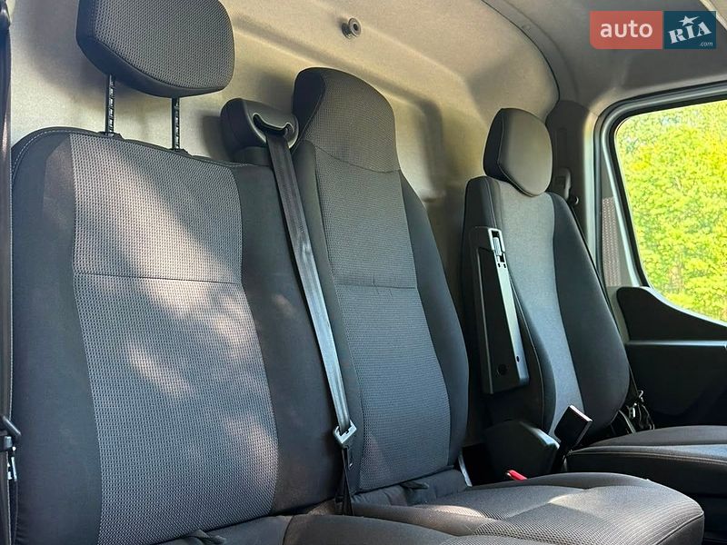 Вантажний фургон Renault Master 2022 в Рожище