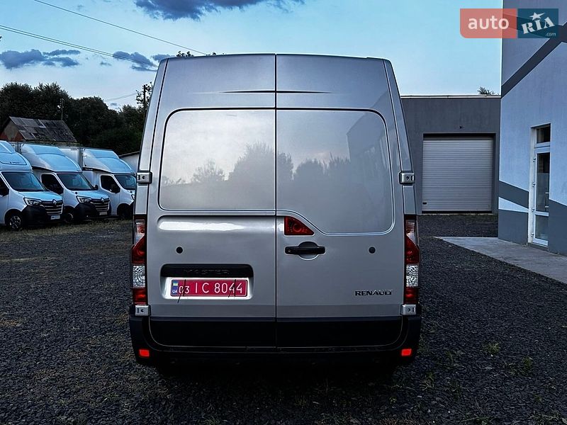 Грузовой фургон Renault Master 2022 в Киеве