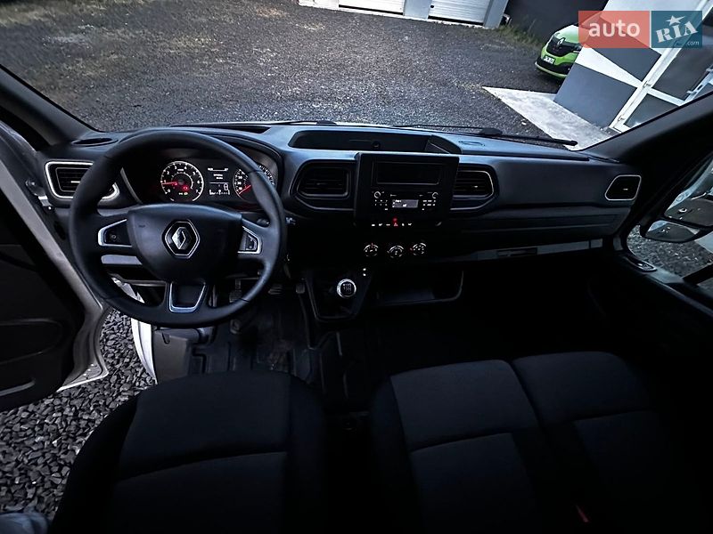 Грузовой фургон Renault Master 2022 в Киеве