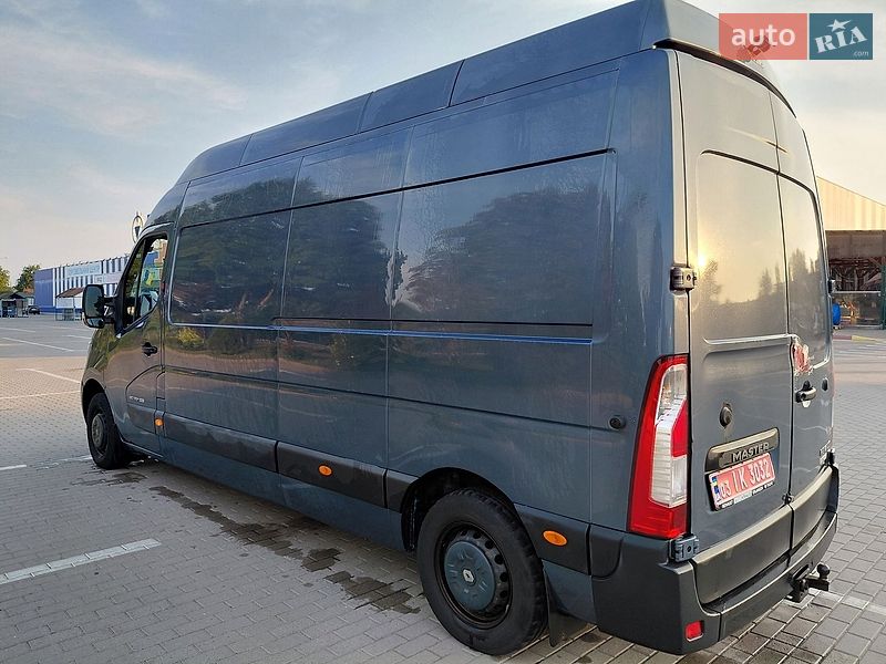 Грузовой фургон Renault Master 2018 в Ивано-Франковске