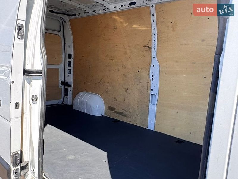 Вантажний фургон Renault Master 2018 в Києві