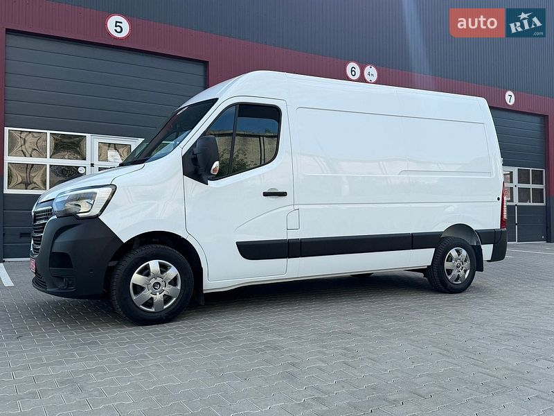 Грузовой фургон Renault Master 2021 в Дубно