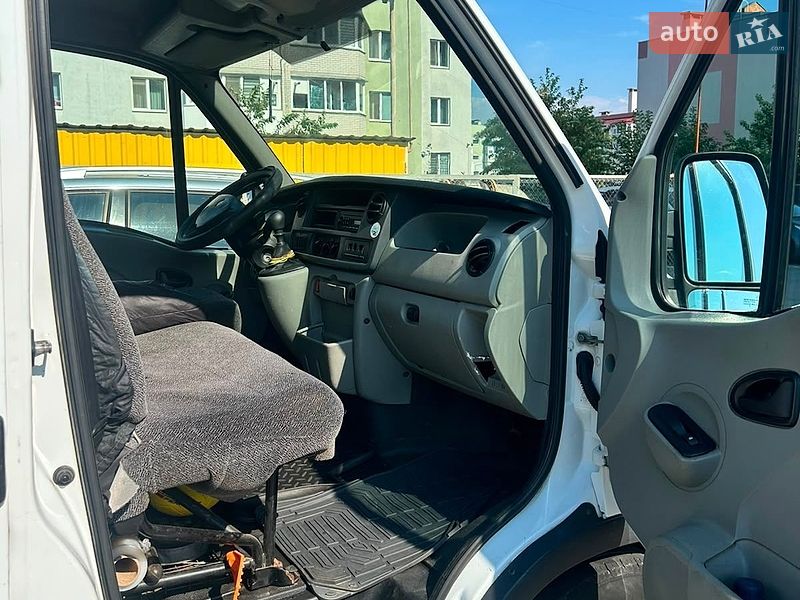 Грузовой фургон Renault Master 2009 в Виннице