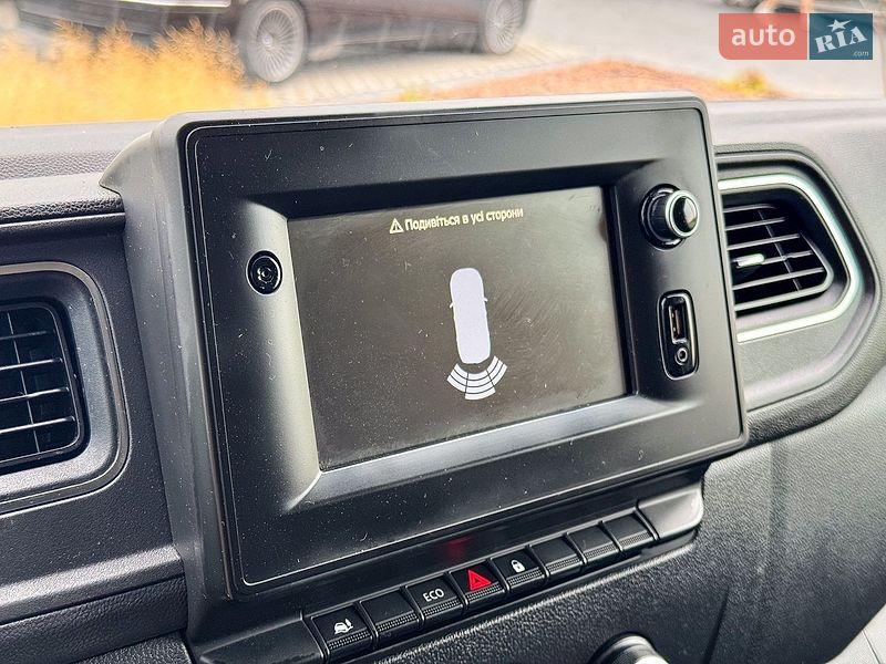 Вантажний фургон Renault Master 2021 в Рівному