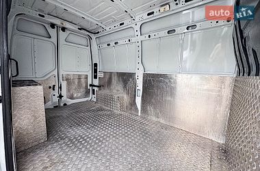 Вантажний фургон Renault Master 2021 в Рівному