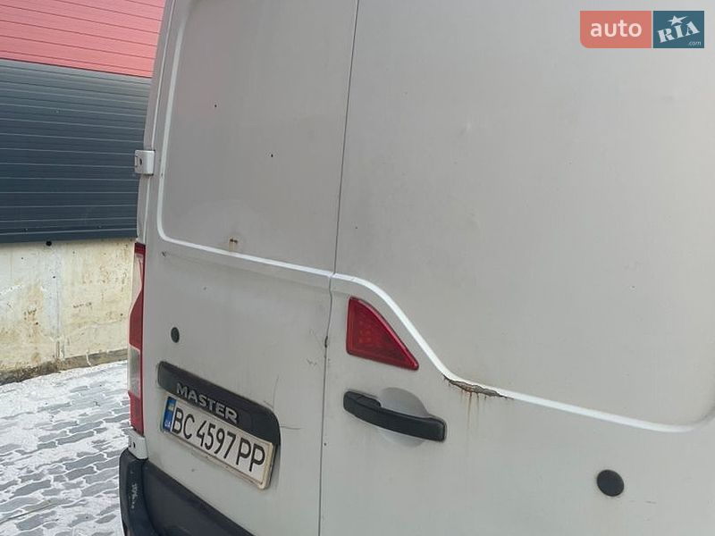 Грузовой фургон Renault Master 2016 в Львове