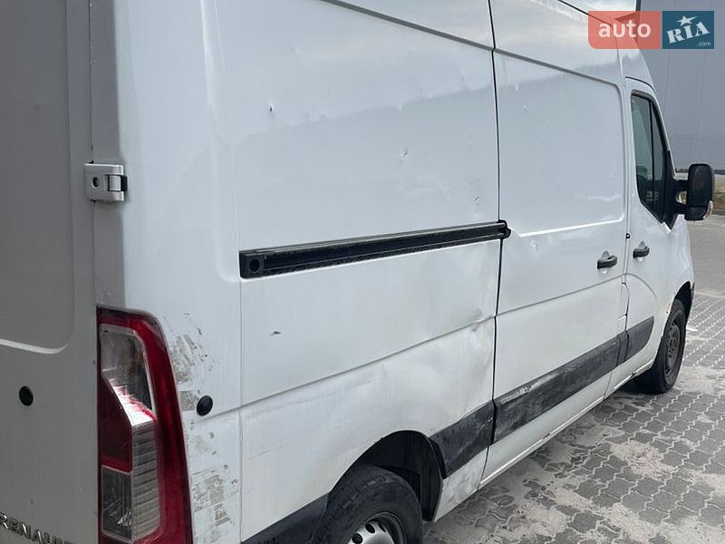 Грузовой фургон Renault Master 2016 в Львове