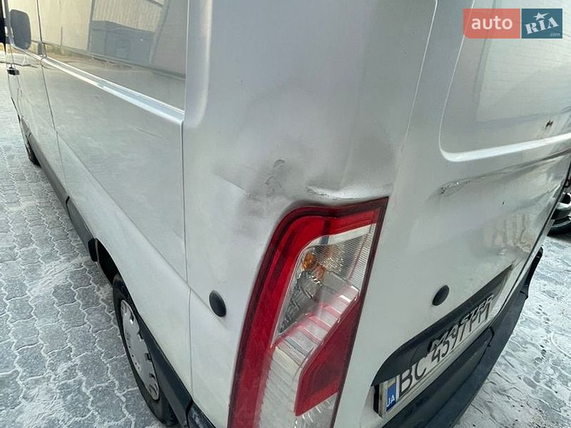 Грузовой фургон Renault Master 2016 в Львове