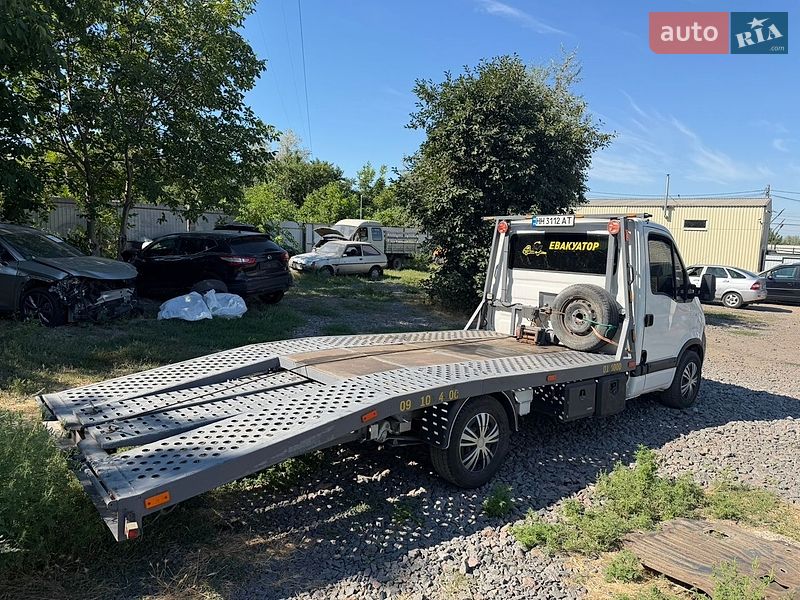 Евакуатор Renault Master 2005 в Одесі