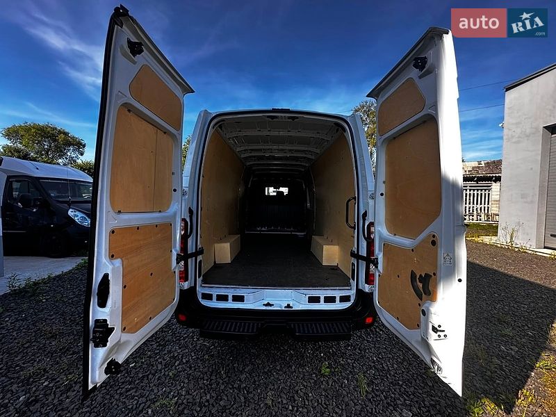 Вантажний фургон Renault Master 2022 в Києві