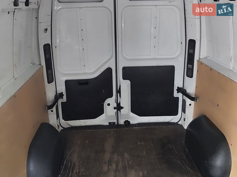 Грузовой фургон Renault Master 2014 в Звягеле