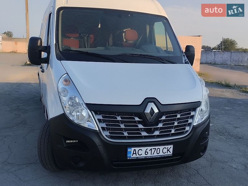 Грузовой фургон Renault Master 2014 в Звягеле