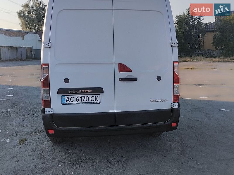 Грузовой фургон Renault Master 2014 в Звягеле