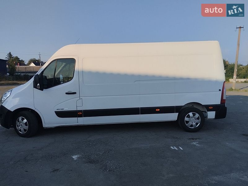 Грузовой фургон Renault Master 2014 в Звягеле