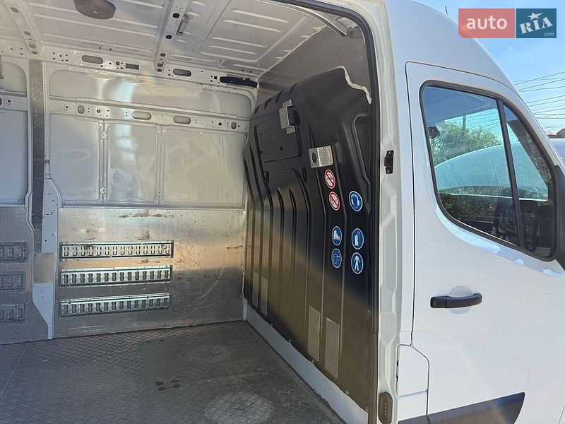 Вантажний фургон Renault Master 2022 в Одесі