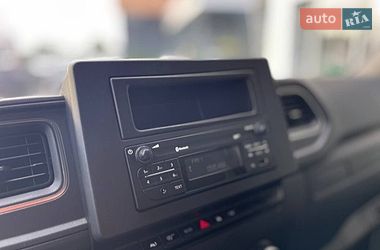 Грузовой фургон Renault Master 2020 в Черновцах