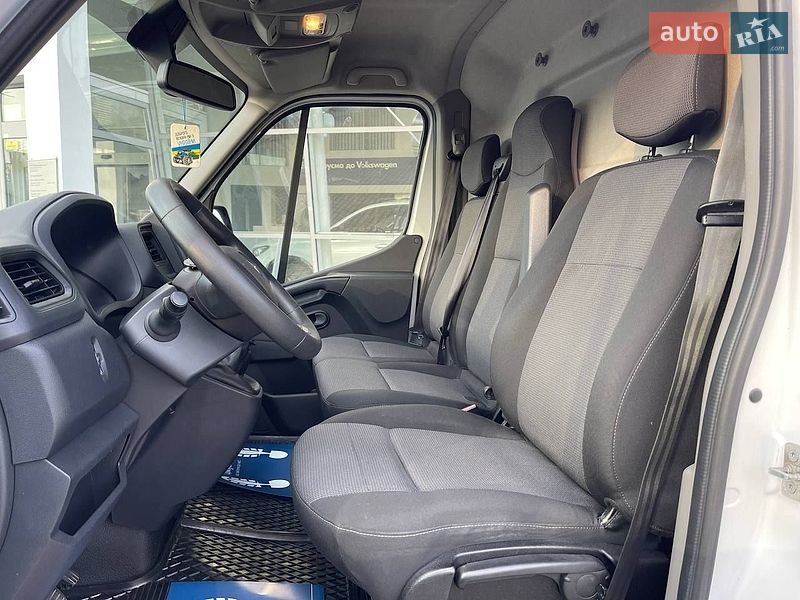 Грузовой фургон Renault Master 2020 в Черновцах
