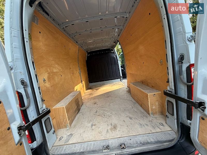 Микроавтобус грузовой (до 3,5т) Renault Master 2015 в Дрогобыче