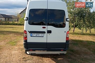Минивэн Renault Master 2009 в Долине