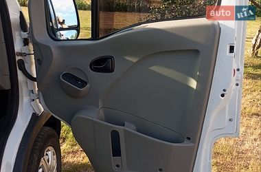 Минивэн Renault Master 2009 в Долине